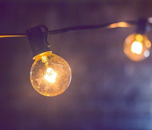 Oświetlenie ogrodu i tarasu – garść inspiracji